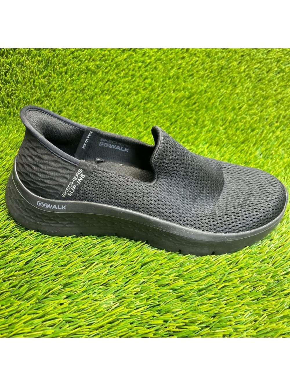 Skechers Go Walk Flex Relish Womens Size 8D Black Walking Slip-On Shoes Sneakers